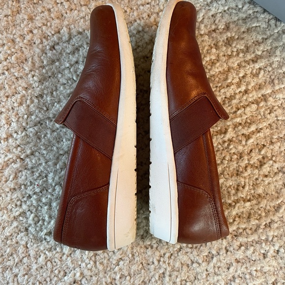 Vionic Gianna slip on shoes - Picture 3 of 6